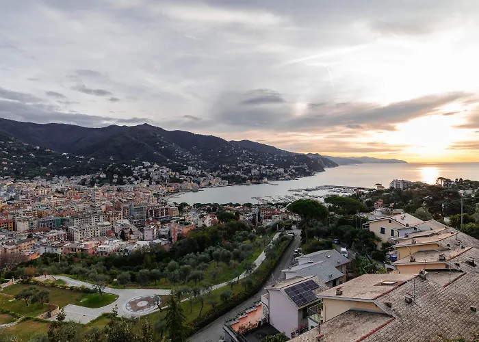 Majestic With Sea View & Private * Ραπάλο
